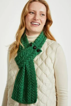 Ballina Aran Buttoned Loop Scarf - Kiwi Green