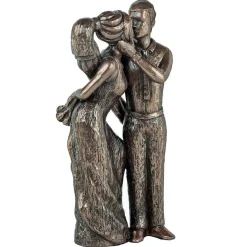 Genesis | Love Life - Share your Love Statue