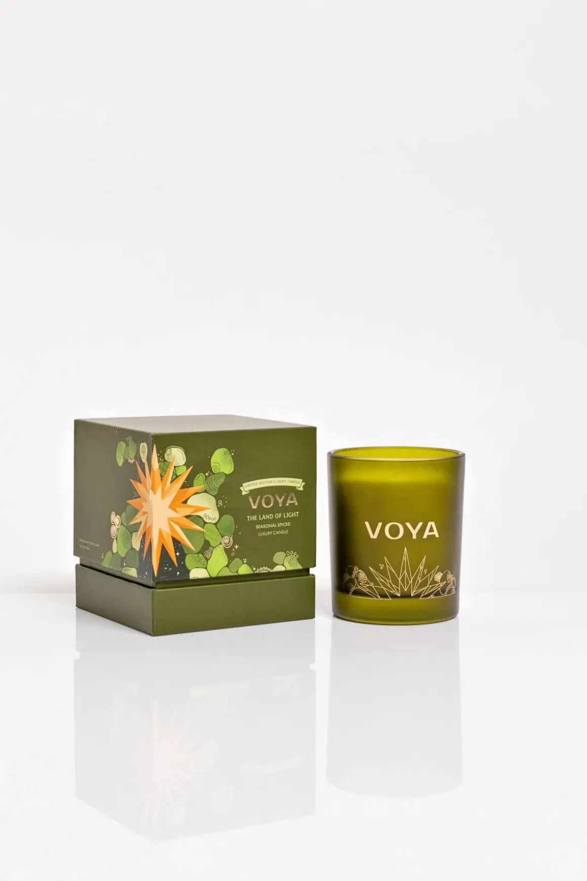Voya The Land of Light - Seasonal Spiced Scented Candle
